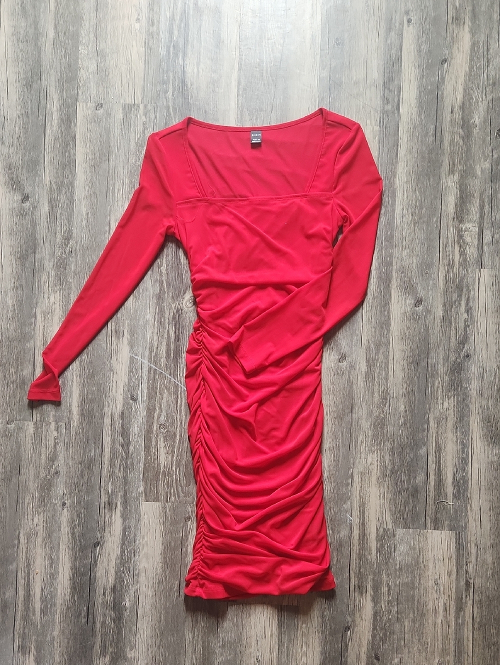 Red Long-Sleeve Ruched Bodycon Dress - Women
